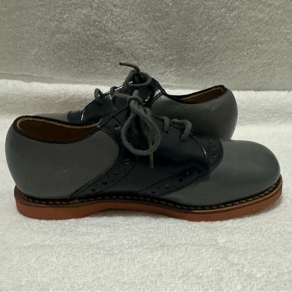 NWOT Saddle Mates by Foot Traits Gray & Navy Saddle Shoes Size 9 - Picture 5 of 9